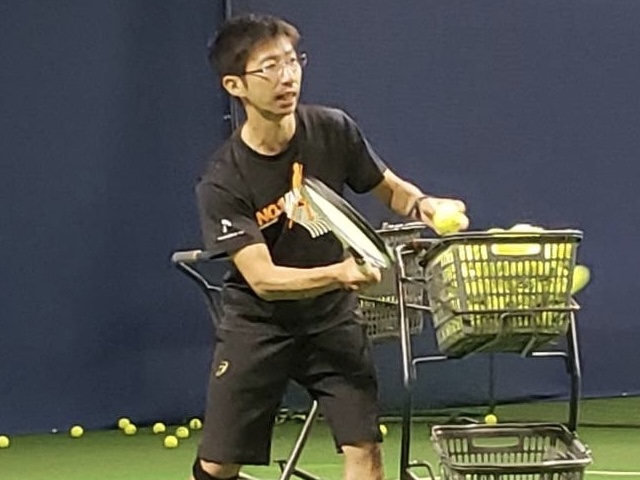 広橋賢コーチテニス画像１